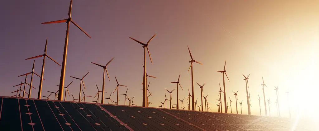 Un panneau solaire avec des éoliennes