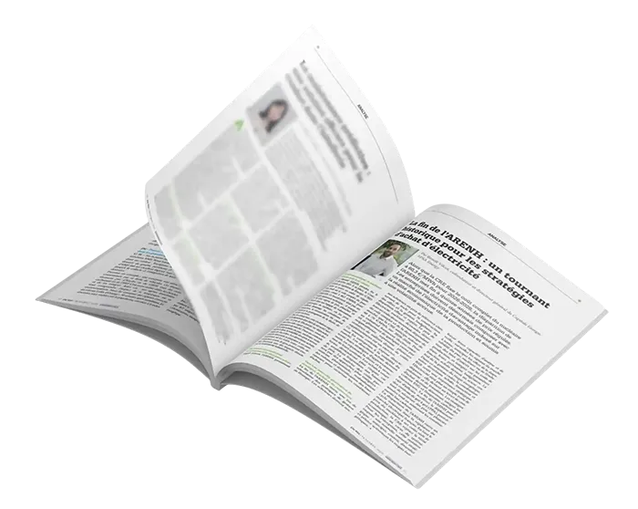 Un magazine ouvert dont les pages se tournent, présentant des articles avec du texte, des rubriques mises en valeur - dont une tribune de Benoit Vilcot dans le J3e - et de petites photos d'auteurs sur fond blanc.